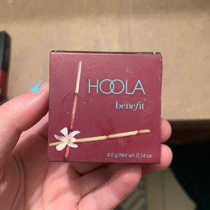 Hoola brown contour / eye shadow single pallet